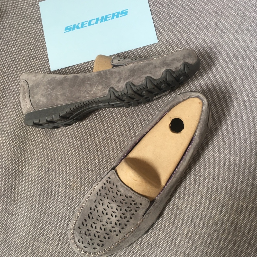 Skechers Relaxed Fit Gray Suede shoes